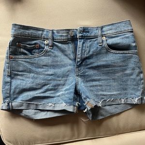 Gap 1969 3” Denim Shorts